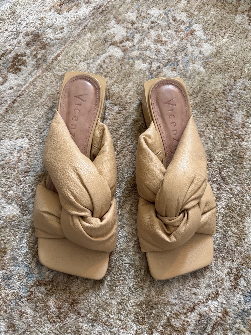 Anthropologie Vicenza Puffy Leather Sandals in Tan